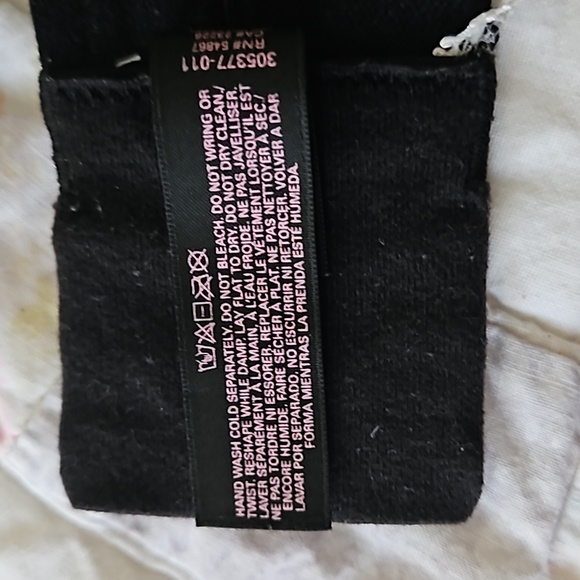 Vintage Victoria Secret Lace Bra - Picture 5 of 6